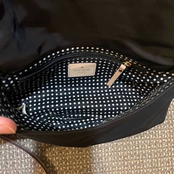 Kate Spade Black and Cream Crossbody - Picture 5 of 10